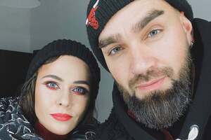 Санина вместе с Бебко создала дуэт Val & Sanina в 2011 году. Вскоре его переименовали в The Hardkiss