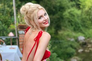 Миша Романова сама воспитывает сына