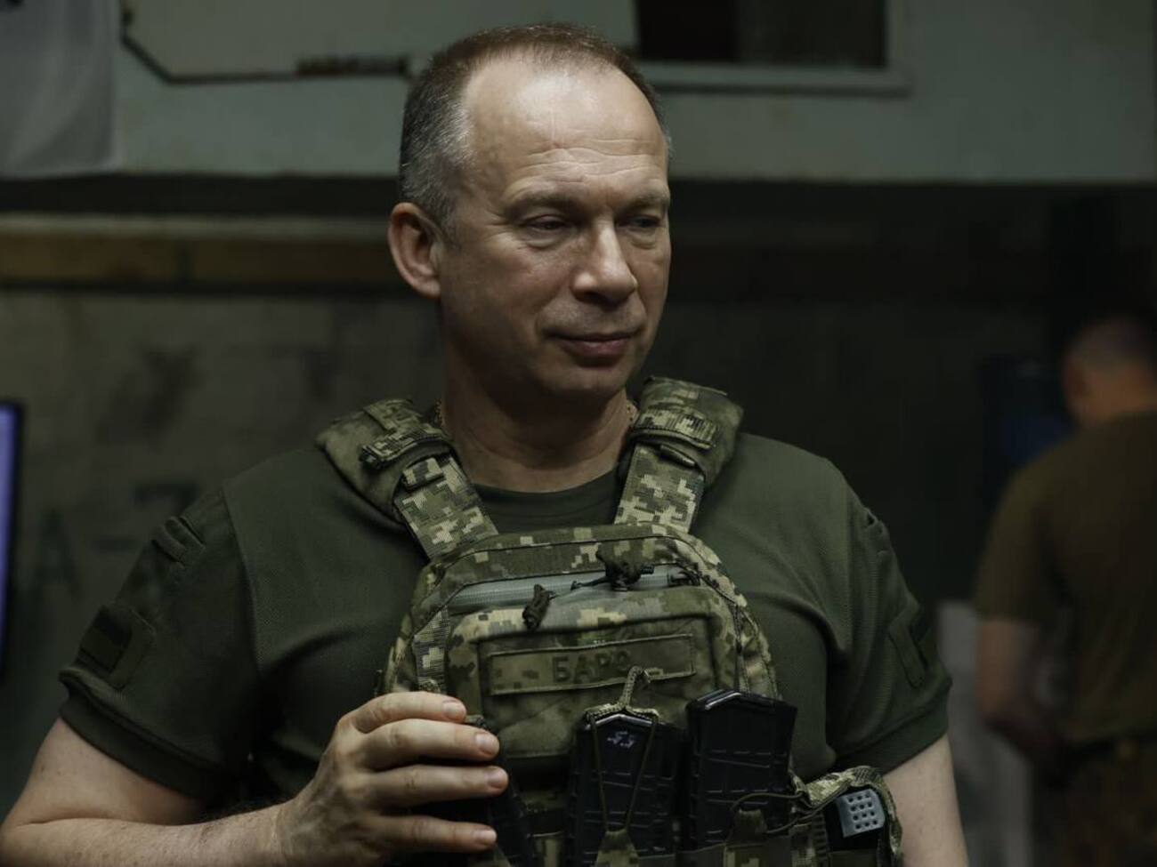 По данным Сырского, россияне перебросили на курское направление 67 тыс. военных