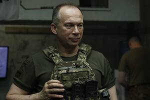 За даними Сирського, росіяни перекинули на курський напрямок 67 тис. військових