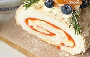 Рулет перед подачей должен немного настояться