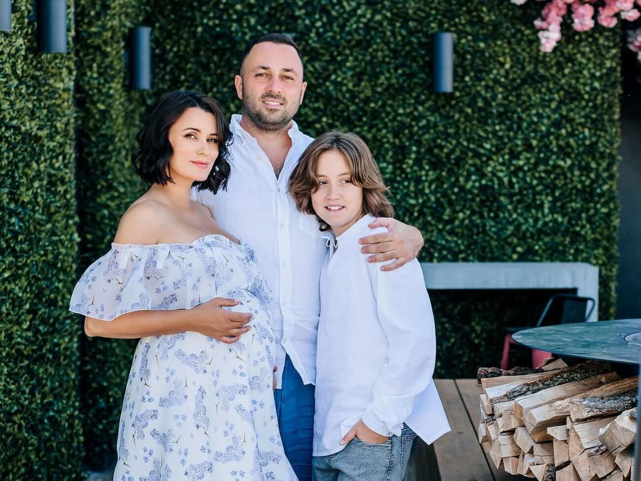 Глинская в браке с Большаковым, у которого есть сын от предыдущих отношений, родила двух дочерей