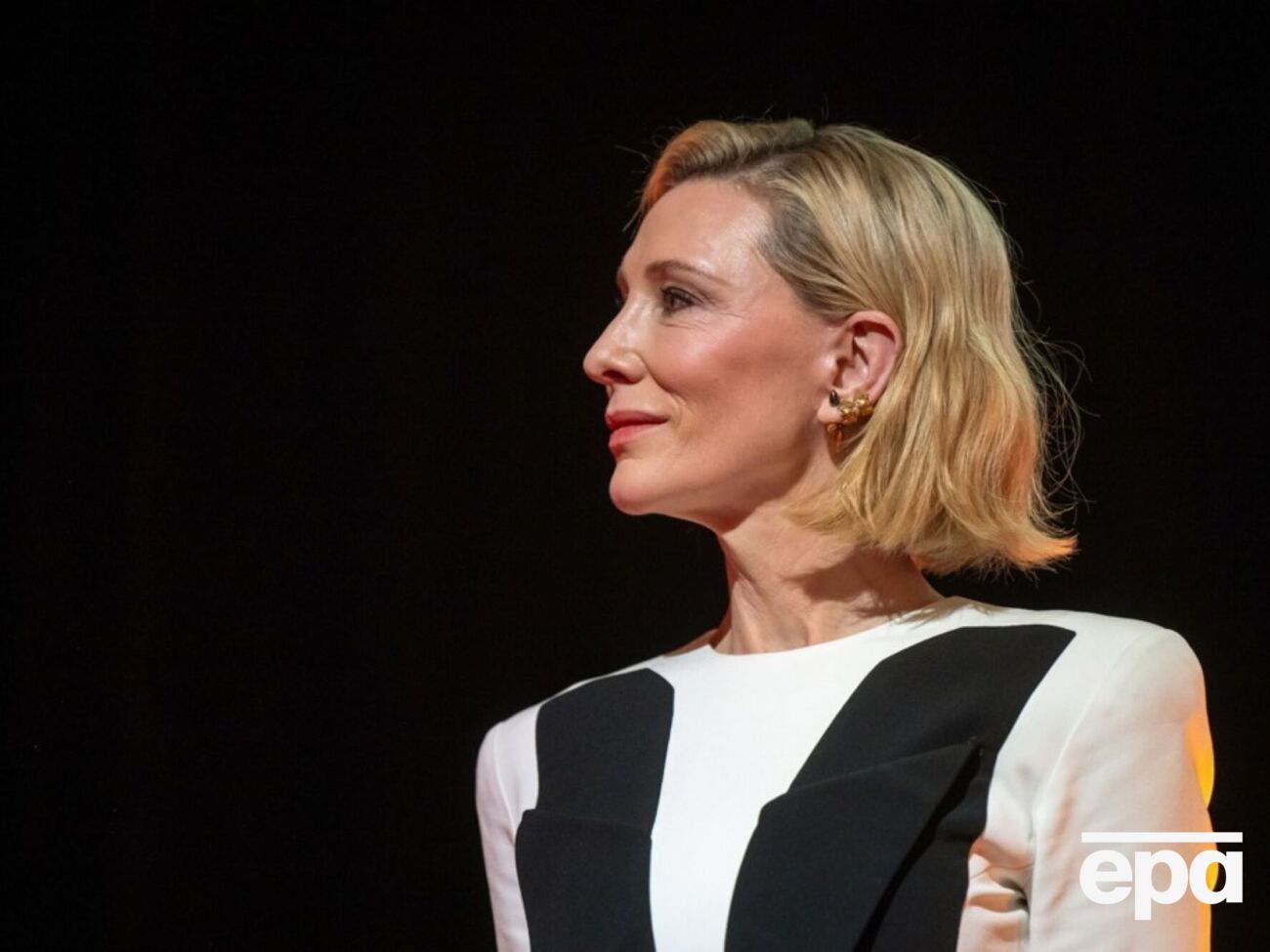 Бланшетт, яка зіграє роль Аркадіної, раніше виступила на підтримку України