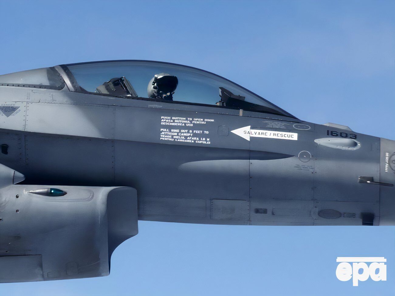 У Міноборони повідомили, що процес здобуття курсантами свідоцтв приватного пілота оптимізували