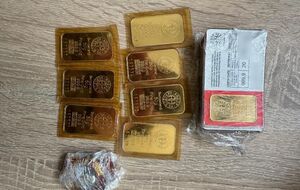 Золото нашли в подлокотнике машины