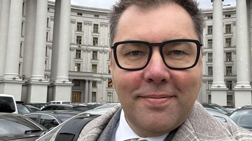 Макеєв закликав демократичних кандидатів виступити з "чітким посланням" щодо війни