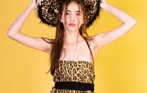 Модельер посоветовал в трендах соблюдать баланс