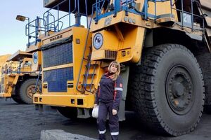 Інженерні професії стають дедалі популярнішими серед дівчат, за даними вишу "Метінвест Політехніка"