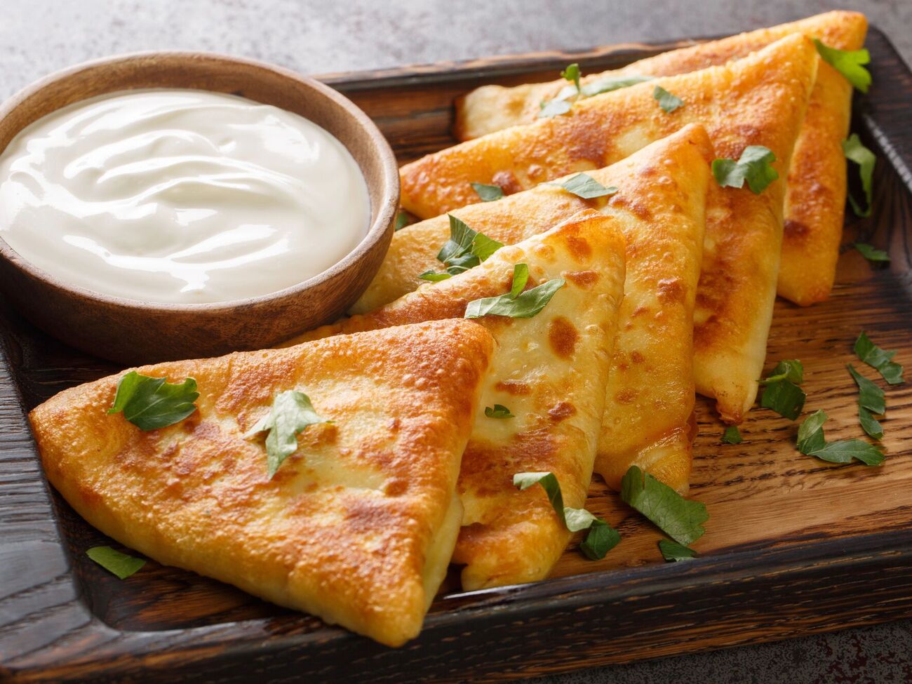 Бендерики обсмажують до золотавого кольору