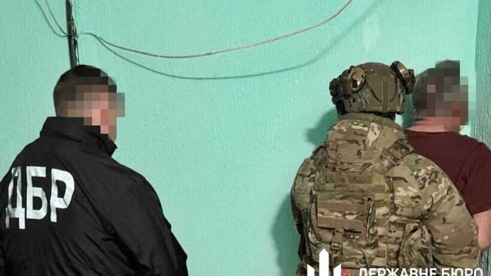 Слідство проситиме суд залишити екскомандирів під вартою
