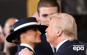 Жена Трампа выбрала для инаугурации шляпу от американского модельера Эрика Джавитса