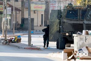По данным СМИ, ЦАХАЛ использует бронетехнику и поддержку с воздуха