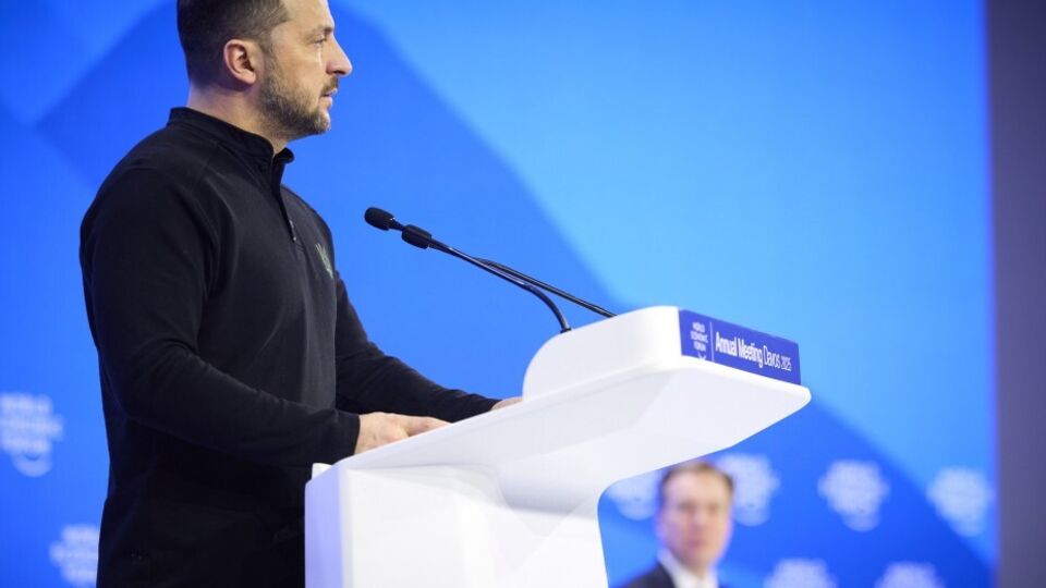 Зеленський вважає, що не можна "покладатися на добру волю кількох столиць", коли йдеться про безпеку Європи чи США