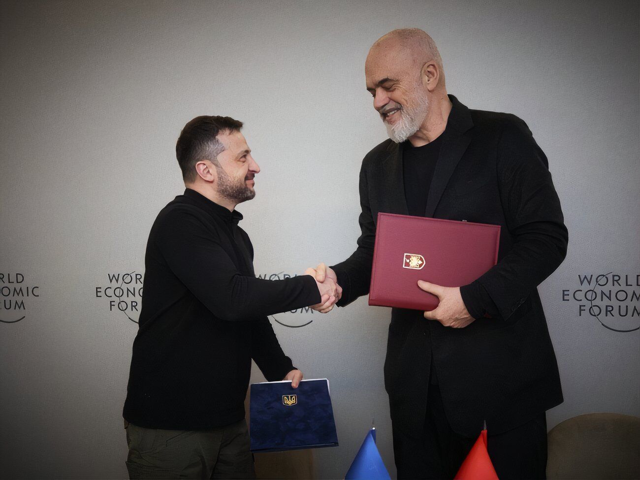 Зеленский и Рама встретились в Давосе