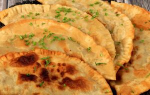 Эти ленивые чебуреки имеют по 180–200 калорий