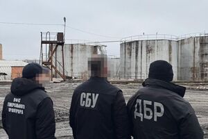Керівництво заводу не сплачувало акцизу, вважають слідчі