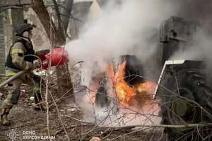 Через російську атаку загорілася інженерна техніка ДСНС