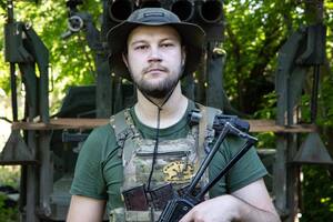 Через три дня он должен вернуться на службу, где будет оператором БПЛА, пишет "Радіо Свобода"