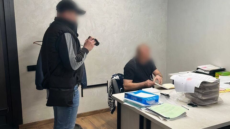 Чоловіку може загрожувати до 12 років позбавлення волі, йдеться в повідомленні