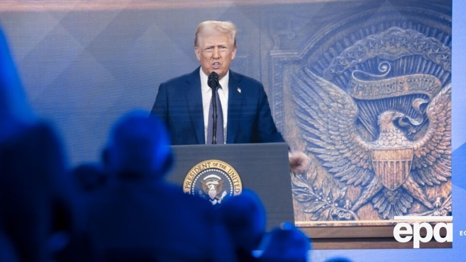 Трамп заявив про роботу над припиненням війни в Україні