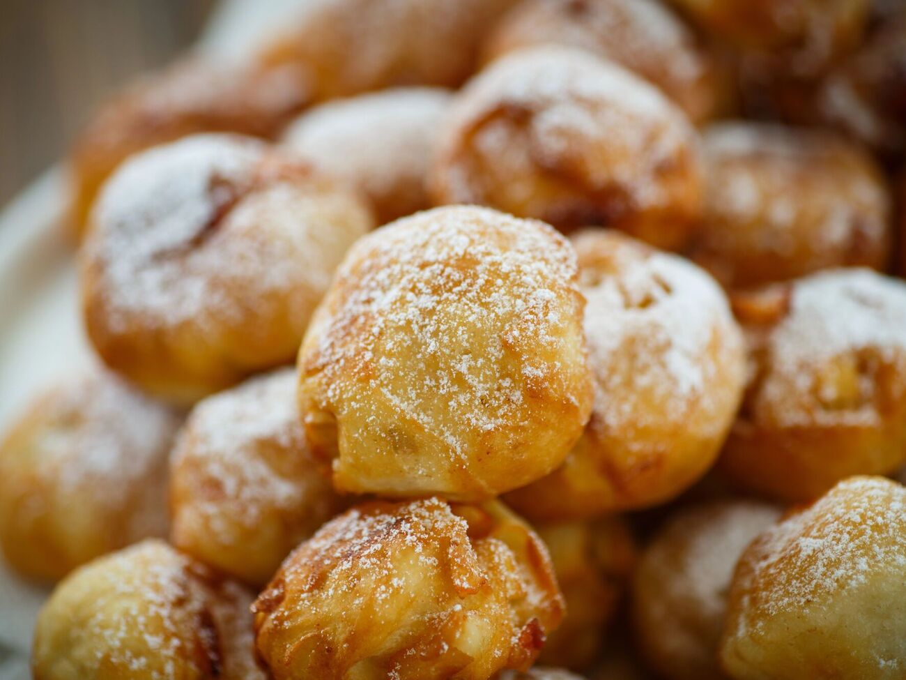 Оладки за цим рецептом схожі на пончики