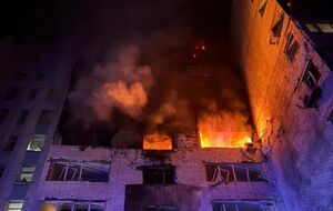 Спасатели эвакуировали 150 жителей дома