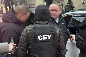 По данным следствия, стоимость таких "услуг" составляла $12 тыс. с одного уклониста