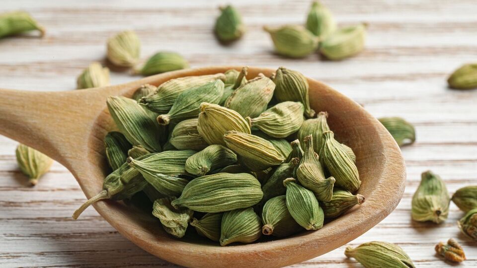 Кардамон нужно употреблять умеренно