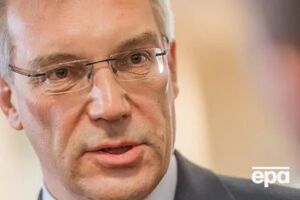 По словам Грушко, потенциальное членство Украины в НАТО "отодвигает достижение мира в Украине"