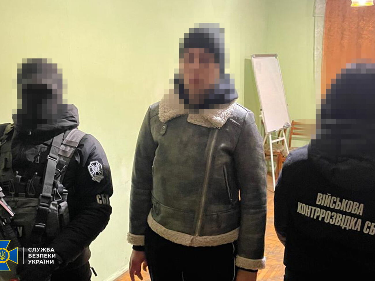 Курсантка собиралась передать координаты "целей" ФСБ и скрыться за пределы института