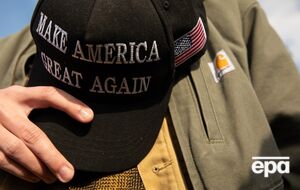 В США приостановили программы для иммигрантов