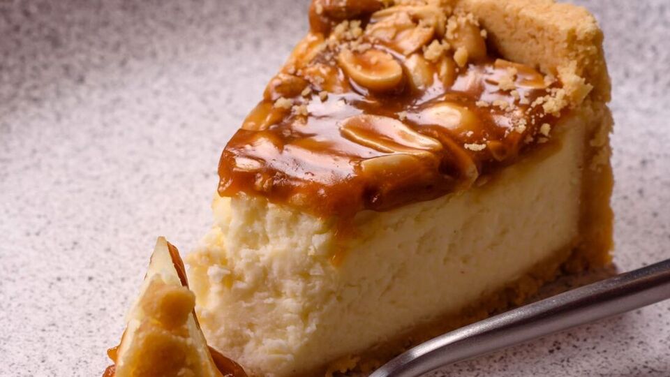 Для основи десерту вам знадобиться пісочне печиво