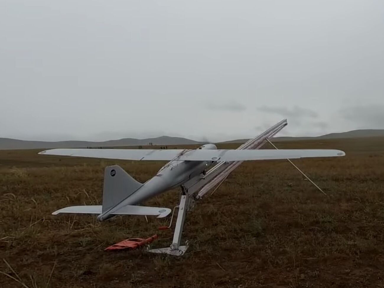 Пилоты FPV-дронов бригады "Рубеж" выследили российский "Орлан-10", после чего уничтожили его