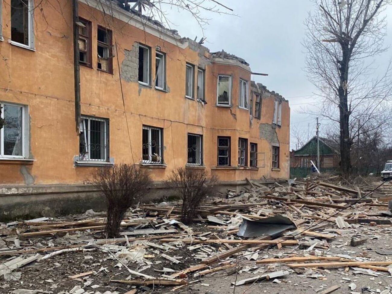 В Константиновке из-за российского авиаудара повреждены многоквартирные и частные дома, отметили в прокуратуре