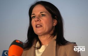 Білоруси щодня стикаються з репресіями й порушеннями прав людини, зазначила Бербок