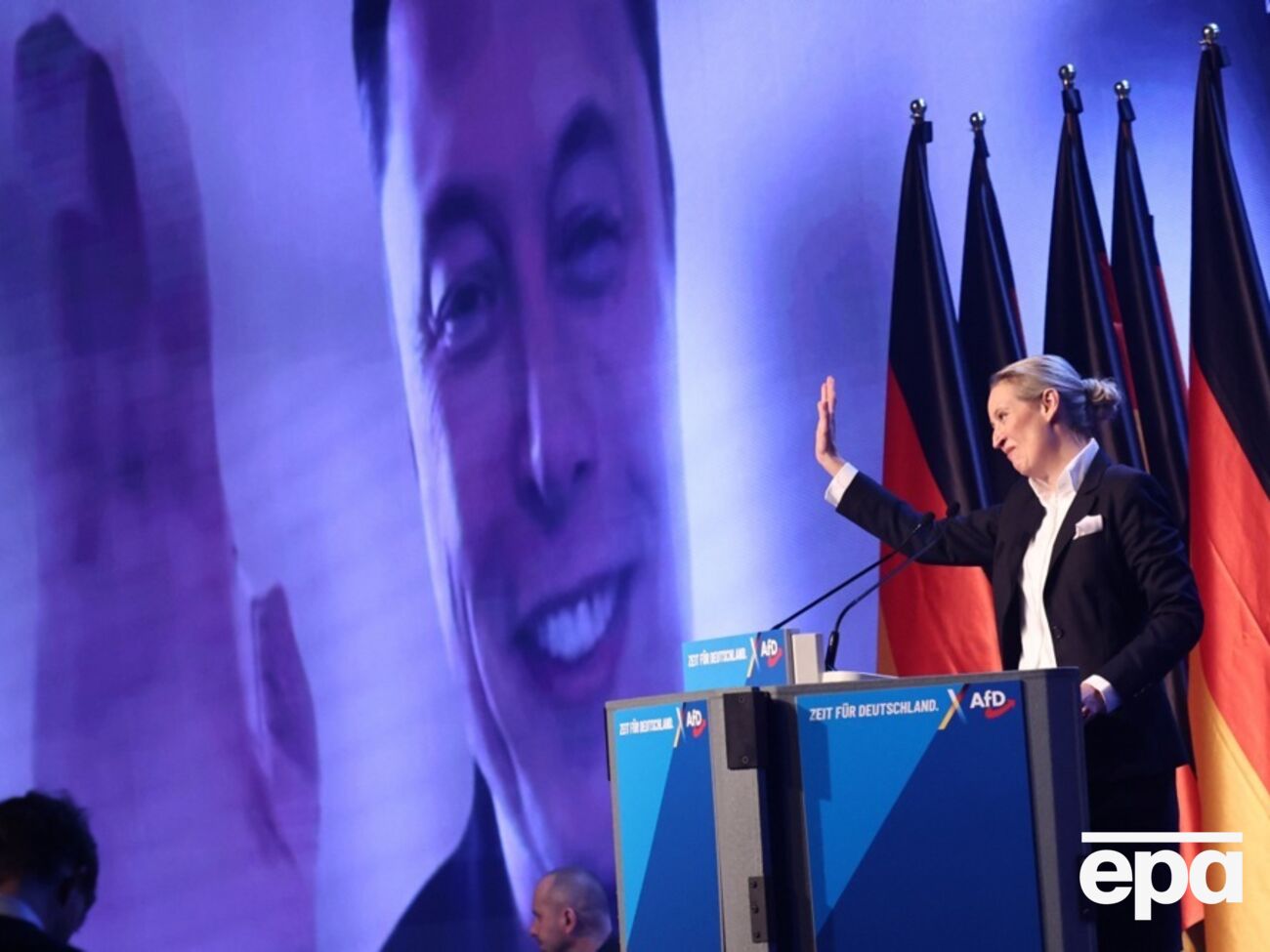 По мнению Маска, сейчас в Германии "слишком фокусируются" на событиях прошлого