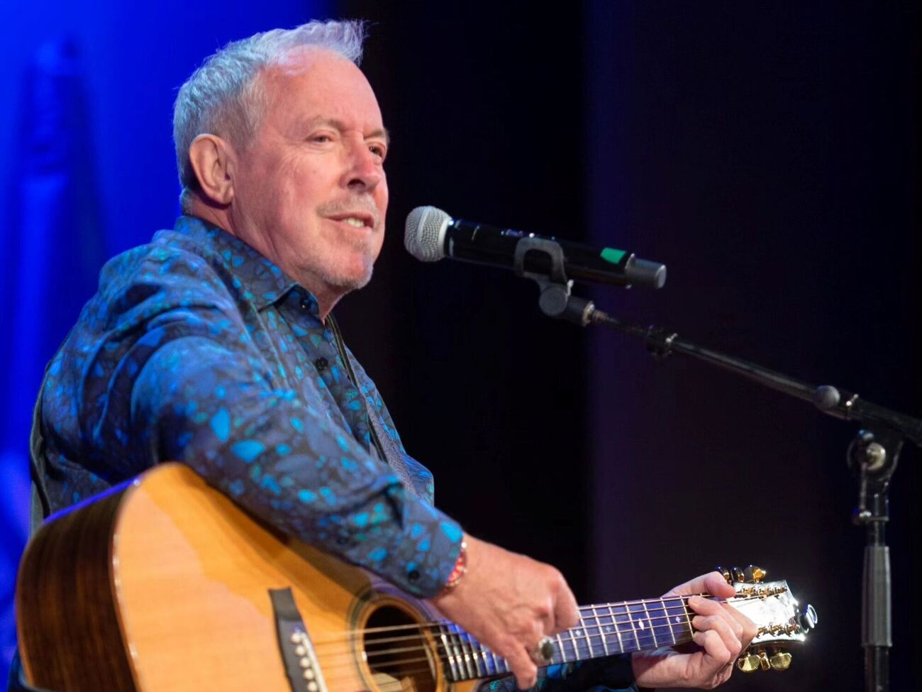 Макаревич: Я неоднократно помогал украинским гражданам. И помогаю