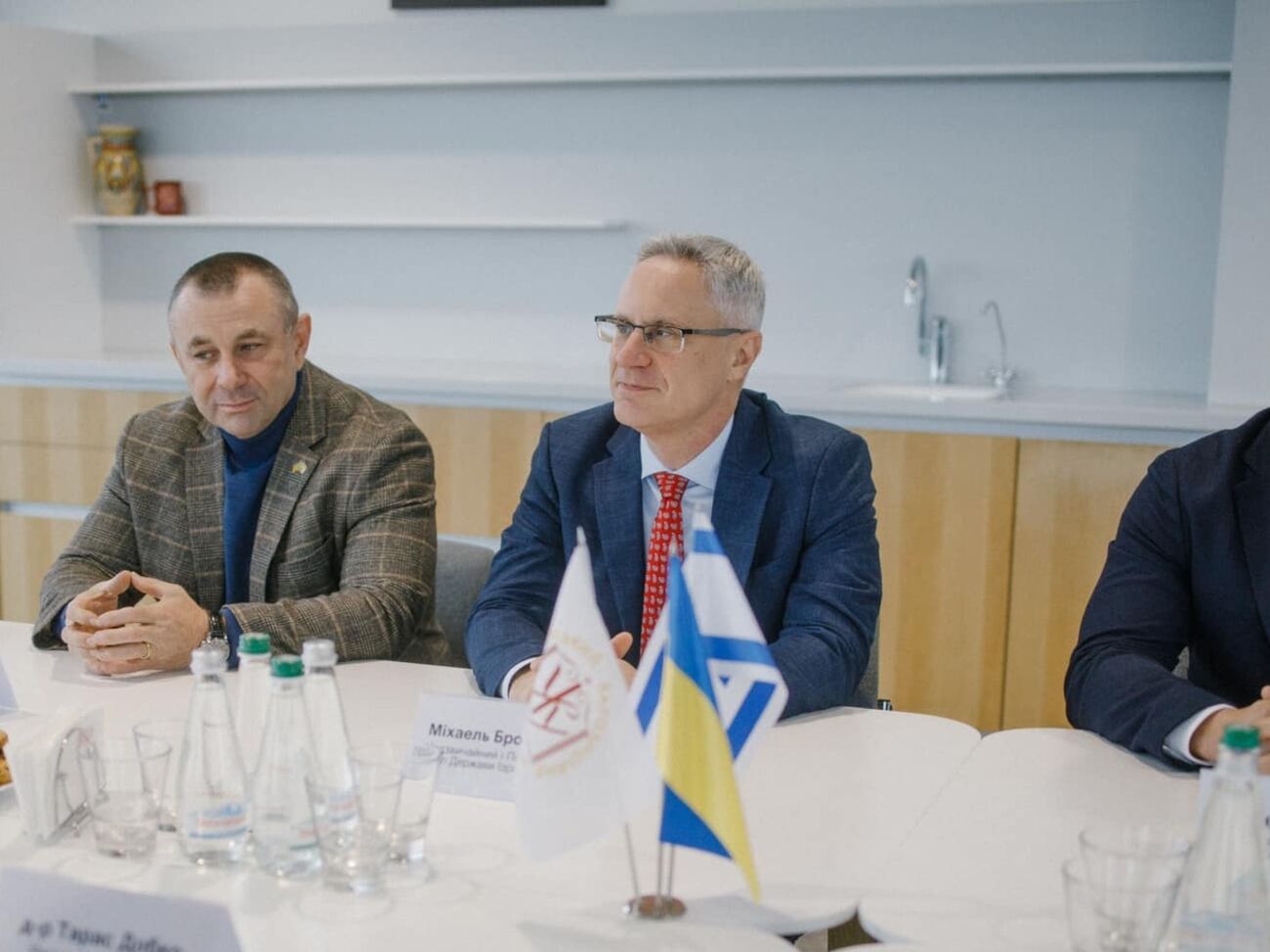 У Израиля нет проблем с резервистами, отметил Бродский