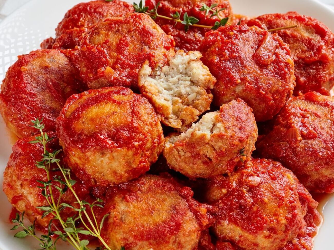 Тефтели должны протушиться 15–20 минут