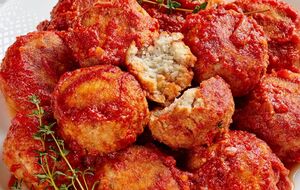 Тефтели должны протушиться 15–20 минут