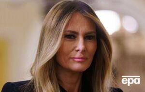 На фото Трамп одета в пиджак от итальянского модного дома Dolce&Gabbana