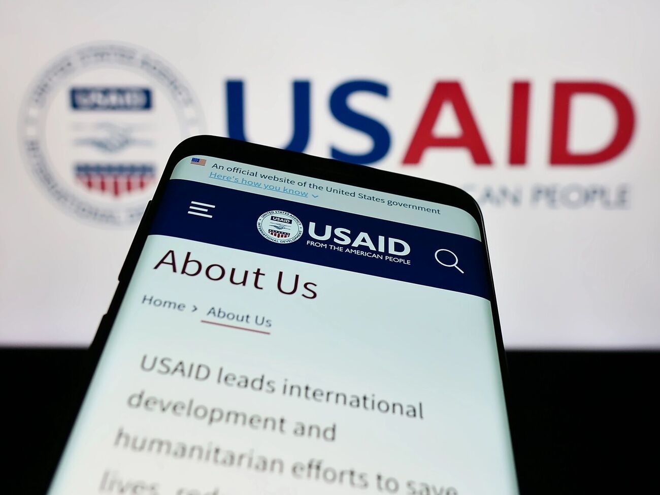 USAID приостановило программы в Украине