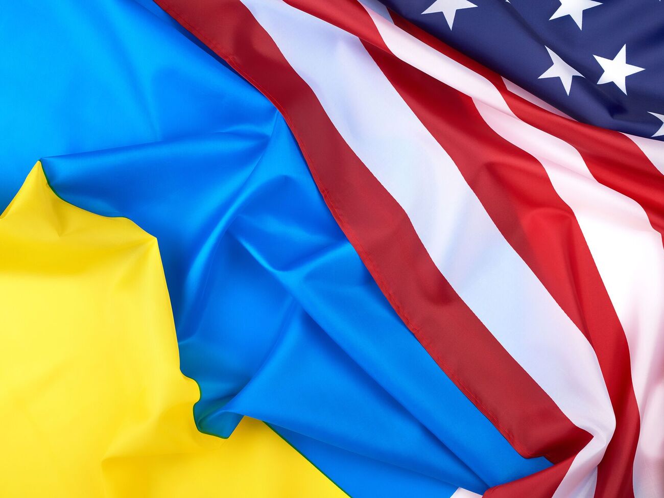 Приймання заявок зупинено, доки служба не розгляне відповідних запитів