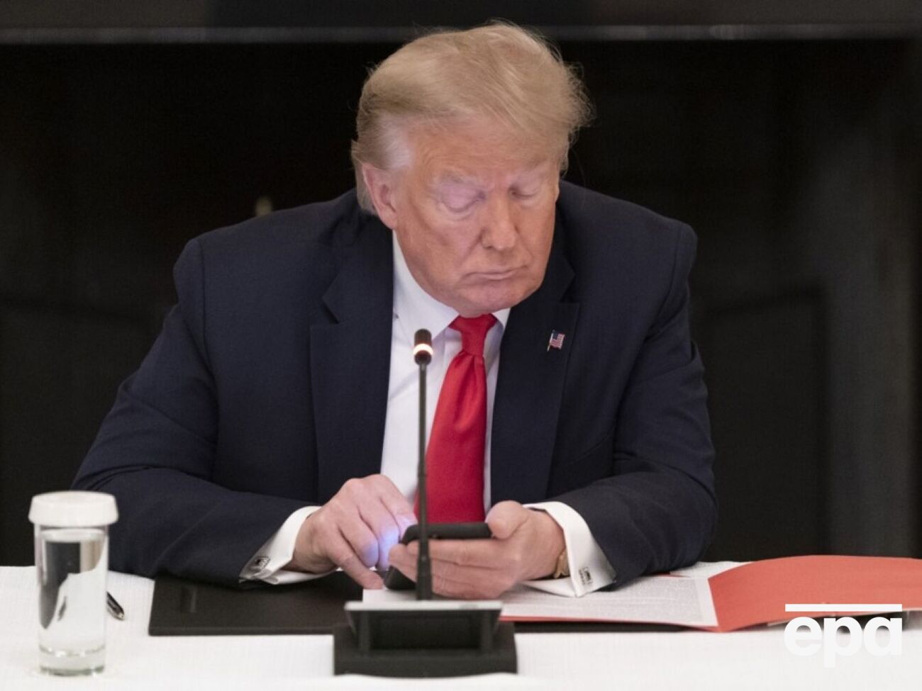 За словами Трампа, він хотів би побачити "цінову війну" за TikTok