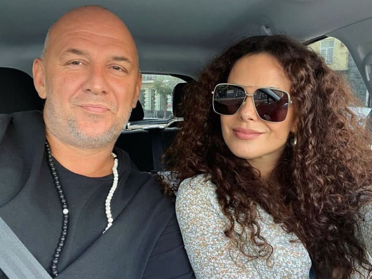 Каменских никак не комментирует скандальные заявления своего мужа