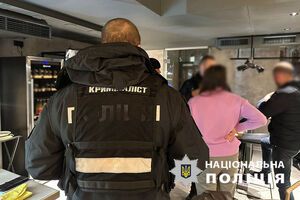 Неизвестный выстрелил в 68-летнего мужчину, рассказали в полиции Киева