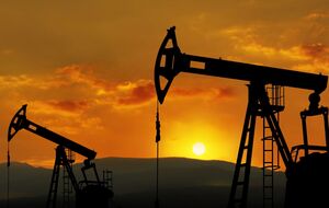 Країни ОПЕК+ підтримують видобуток нафти на рівні 5,86 млн барелів на день, зазначило Reuters