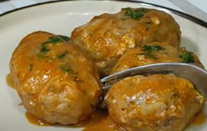 Для гречаников понадобится фарш и вареная гречка