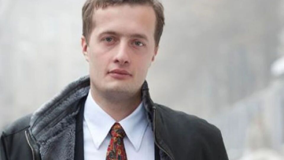 Виконавча служба наклала арешт на майно Олексія Порошенка