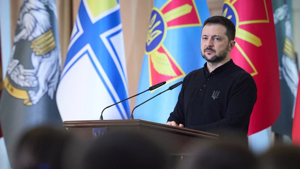 Зеленский призвал помнить живых и павших героев